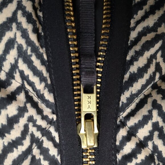 J.Crew Ladies Size Large Black & Beige Full Zip Lined Minimum 70% Down Fill Vest - Picture 6 of 9